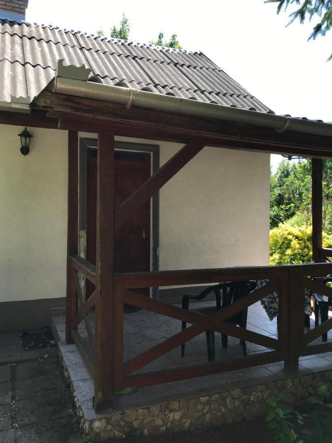 Venusz Ueduelocentrum Tiszacsege Exteriör bild